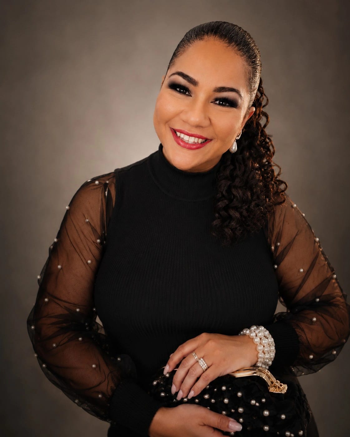 Retrato de Samayra Ramos, fundadora de LUXORA
