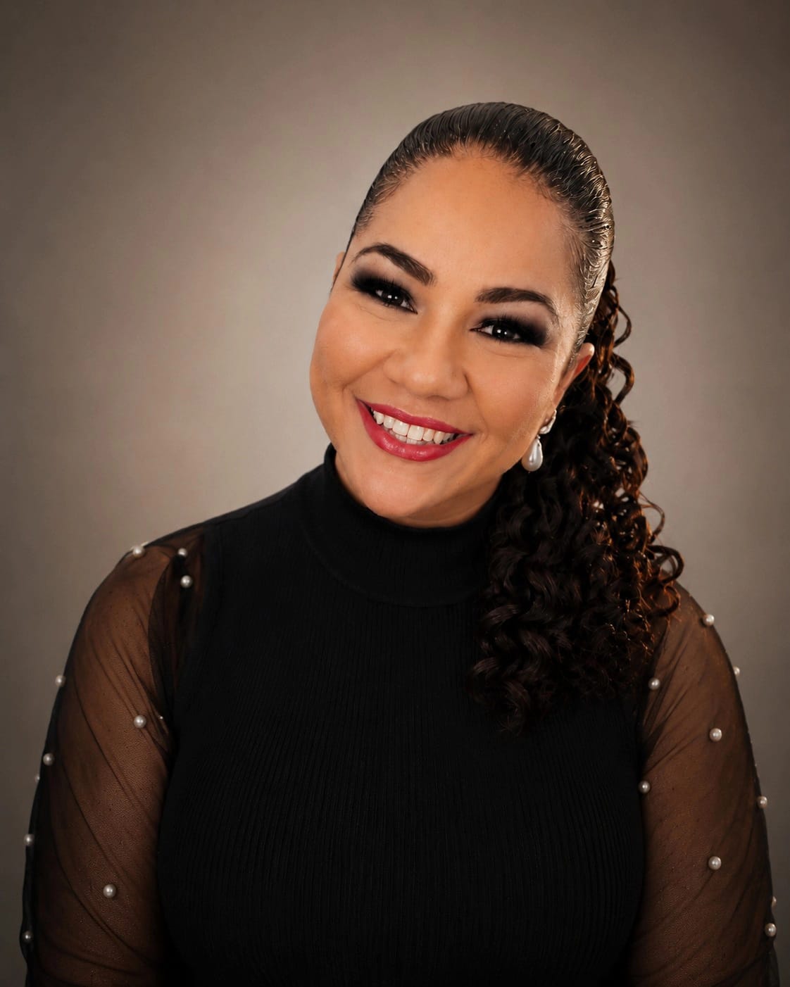 Samayra Ramos, founder of LUXORA